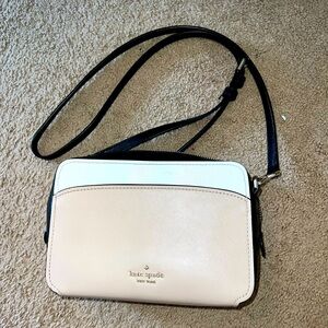 Kate Spade New York crossbody purse